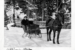 Allison-Barclay-in-his-sleigh-1912